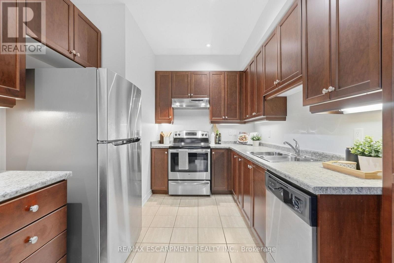 49 - 181 Plains Road W, Burlington, Ontario  L7T 0B1 - Photo 20 - W13824638
