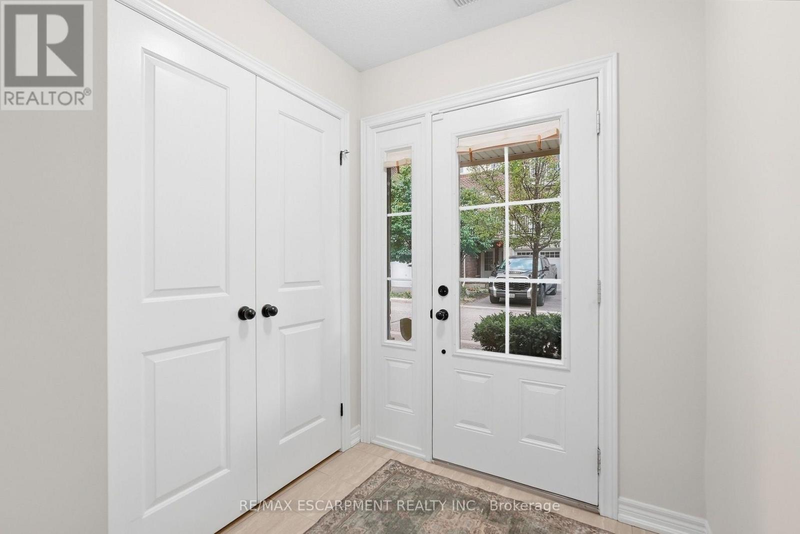 49 - 181 Plains Road W, Burlington, Ontario  L7T 0B1 - Photo 6 - W13824638