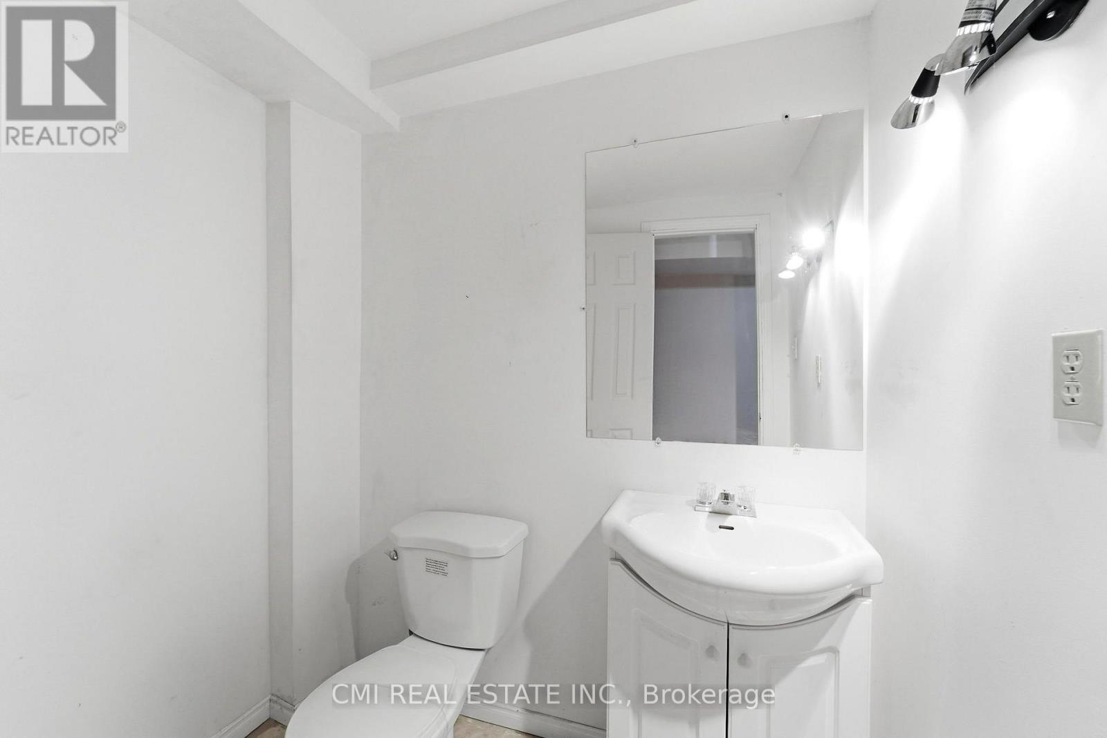 128 Toba Crescent, Brampton, Ontario  L6Z 4R9 - Photo 32 - W13717850