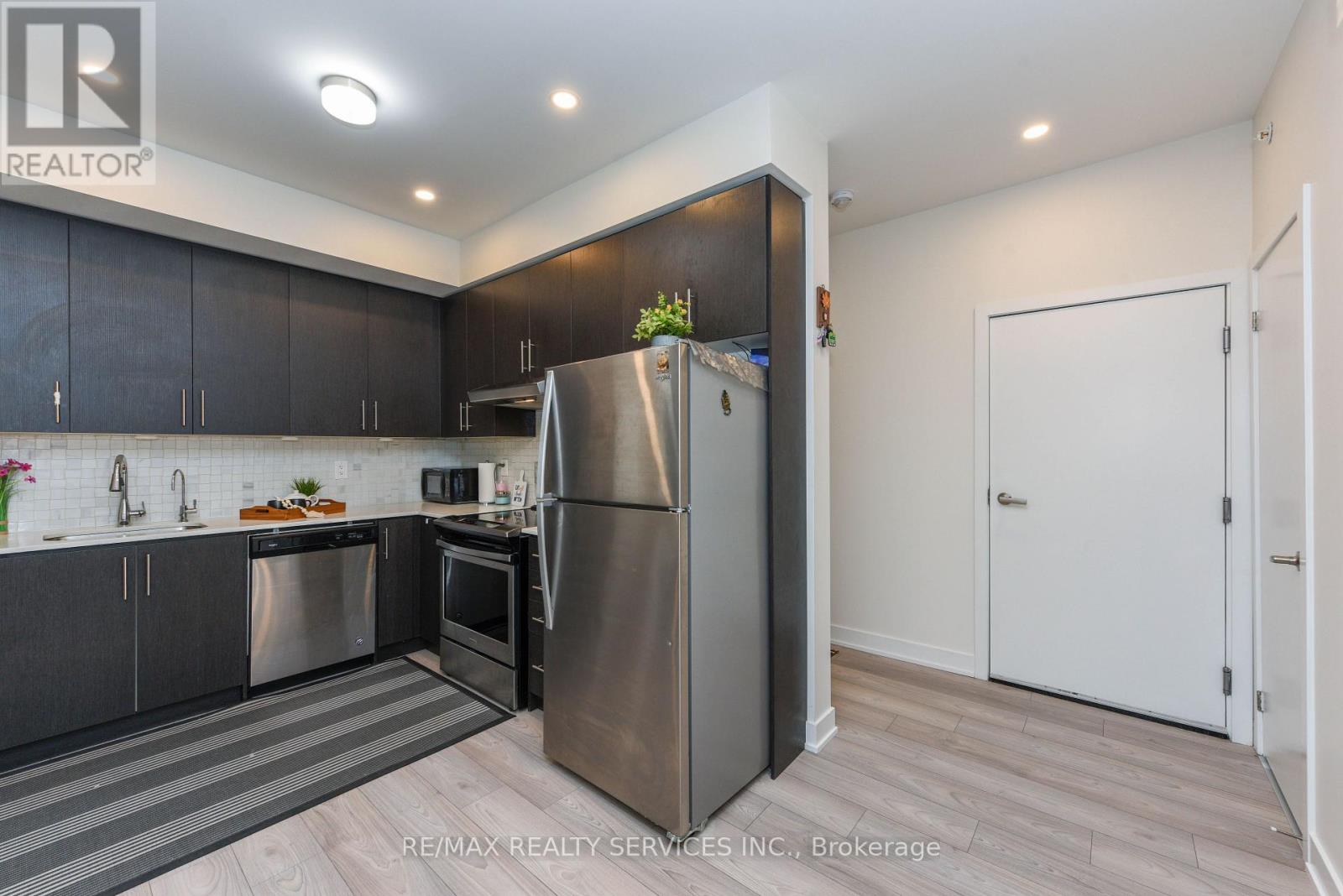8 - 3476 Widdicombe Way, Mississauga, Ontario  L5L 0B8 - Photo 9 - W13175190