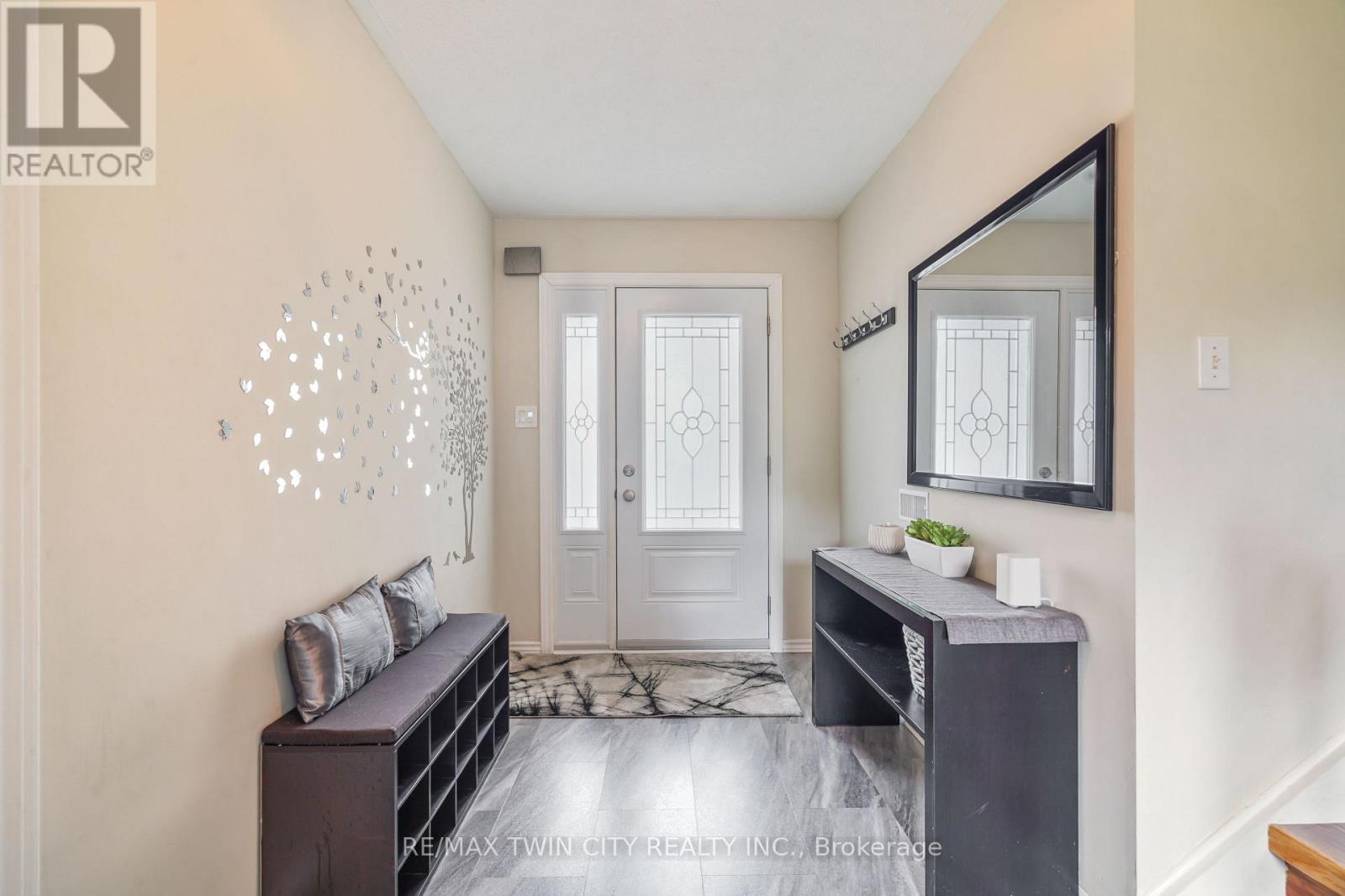 26 Macpherson Drive, Brant, Ontario  N3L 4C6 - Photo 4 - X13824422