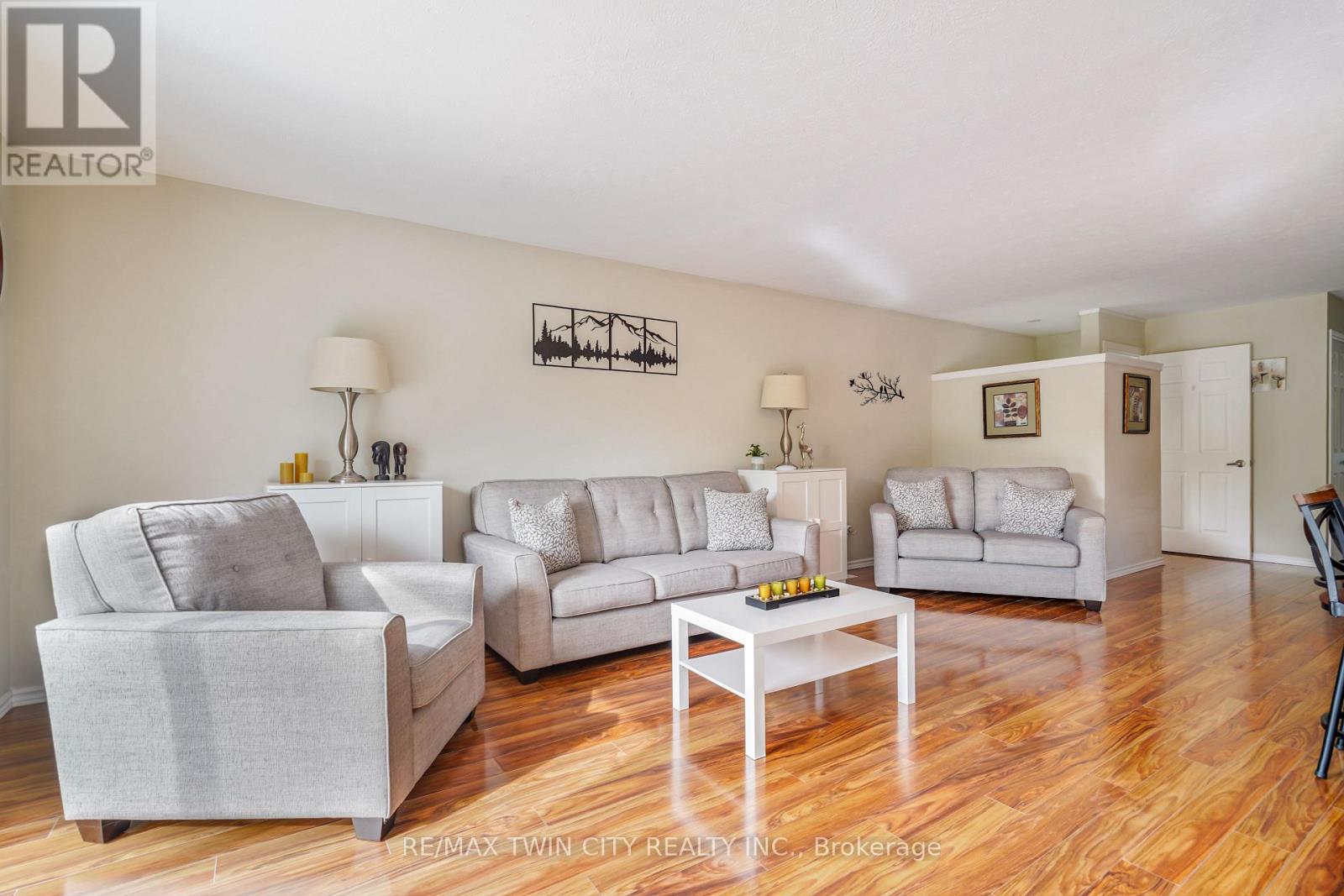 26 Macpherson Drive, Brant, Ontario  N3L 4C6 - Photo 7 - X13824422