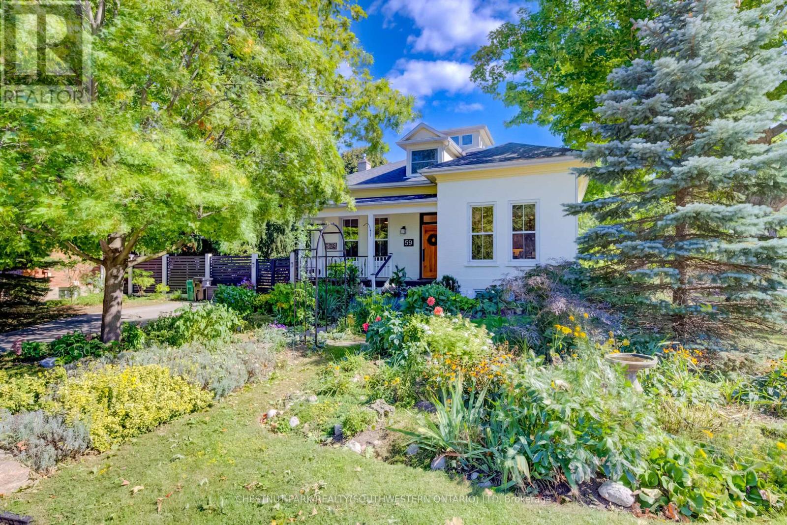 59 ALLEN STREET W, Waterloo, Ontario
