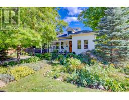 59 ALLEN STREET W, Waterloo, Ontario