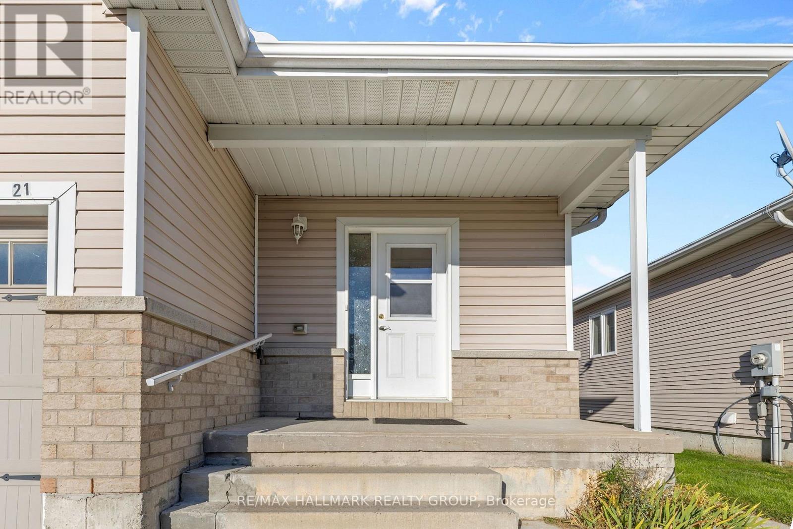 21 - 21 PERTHMORE STREET photo 5