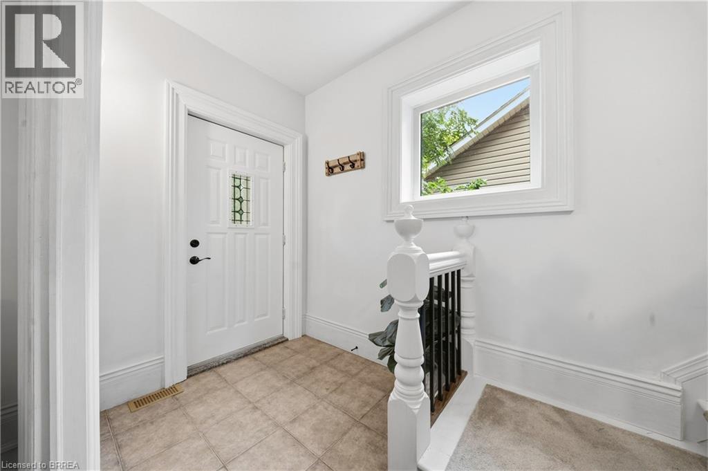 271 Park Avenue, Brantford, Ontario  N3S 5K8 - Photo 4 - 40864728