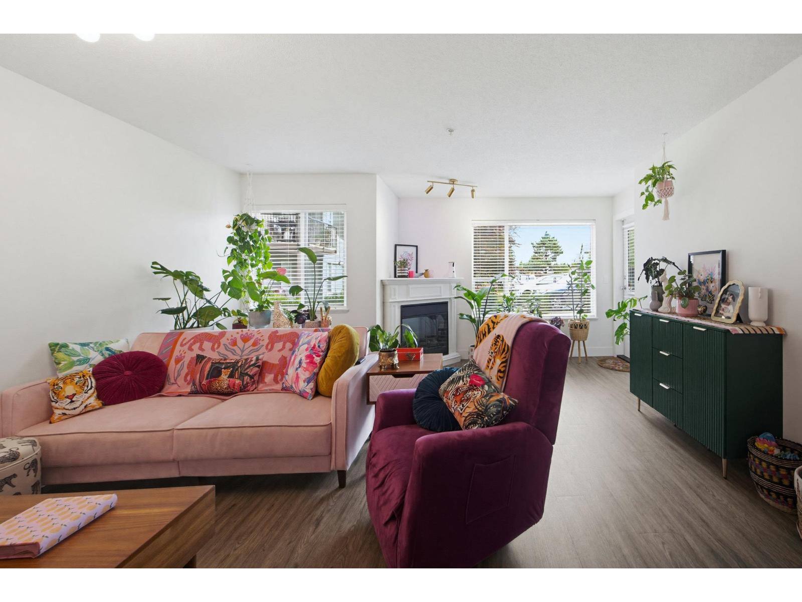 104 2581 Langdon Street, Abbotsford, British Columbia  V2T 7A3 - Photo 2 - R3167519