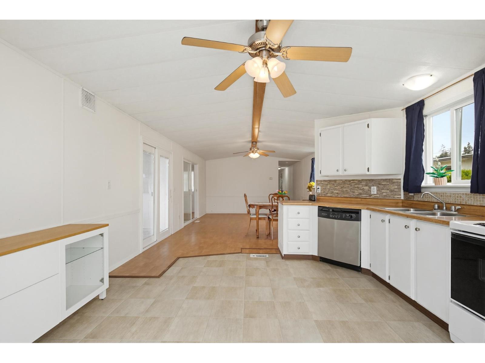 129 27111 0 Avenue, Langley, British Columbia  V4W 2T3 - Photo 8 - R3108595