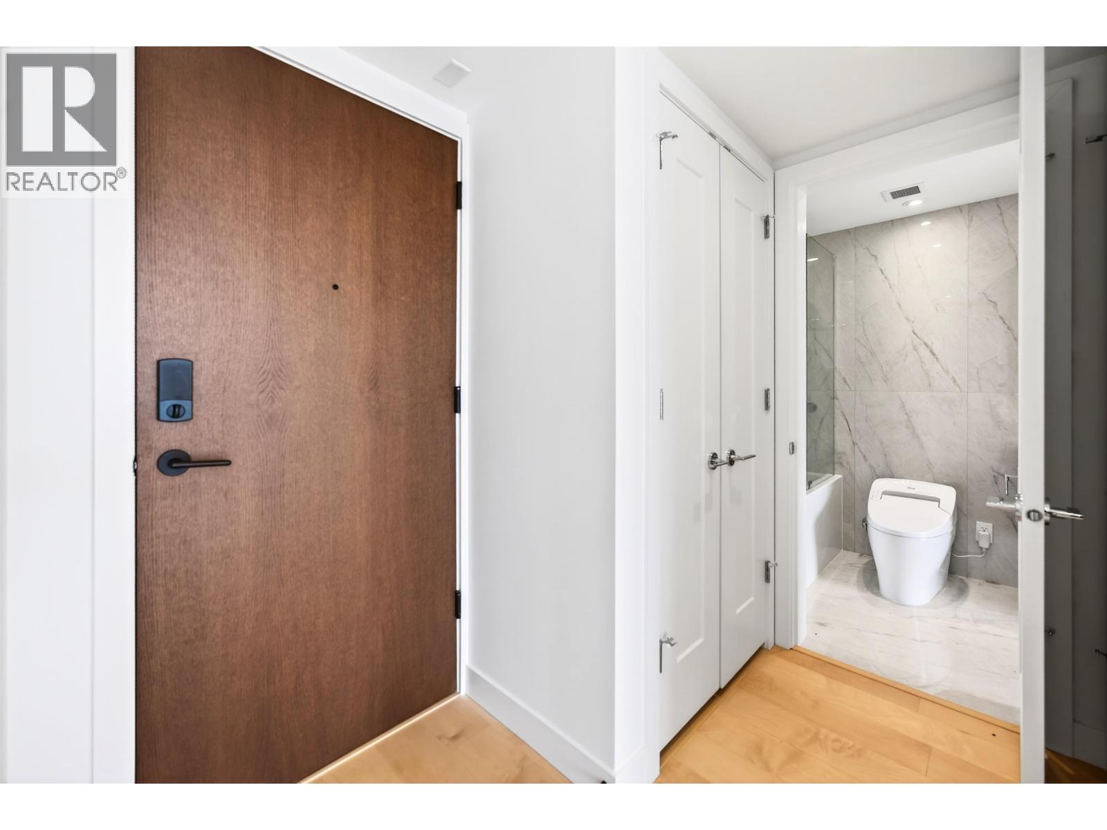 1304 135 E 13th Street, North Vancouver, British Columbia  V7L 0J8 - Photo 24 - R3169153
