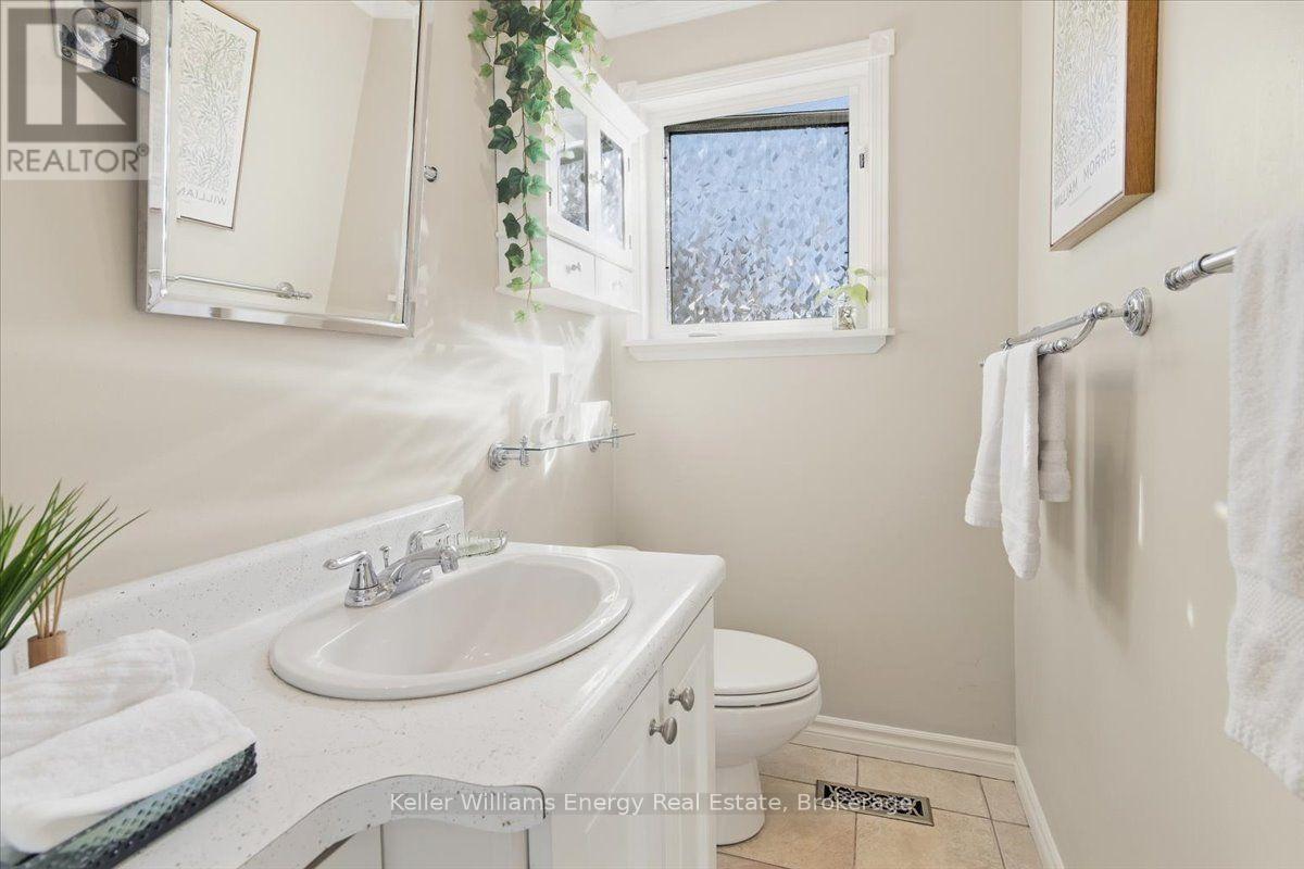 1569 Geta Circle, Pickering, Ontario  L1V 3B5 - Photo 16 - E13824748