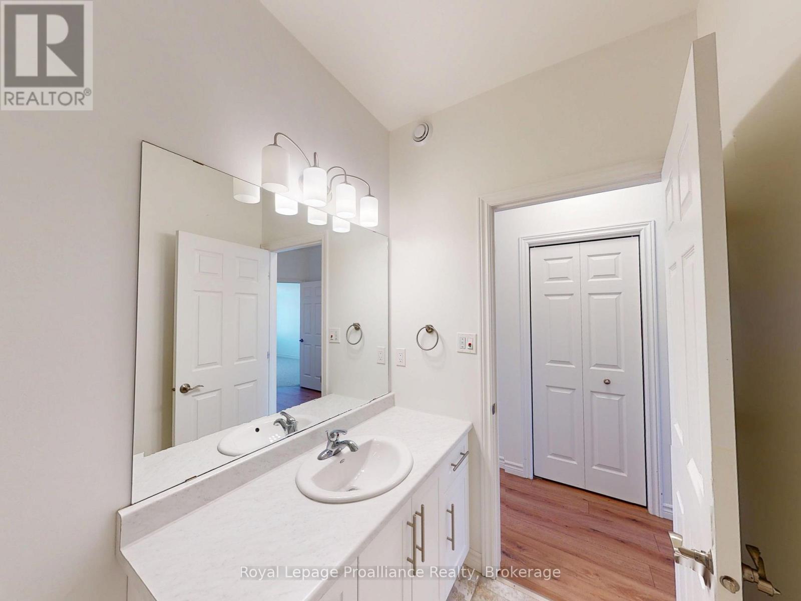 58 Ledgerock Court, Quinte West, Ontario  K8R 1G3 - Photo 18 - X13824760
