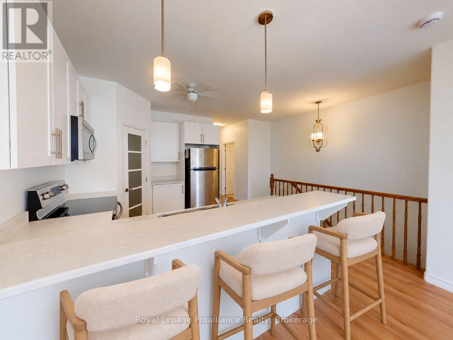 58 Ledgerock Court, Quinte West, Ontario  K8R 1G3 - Photo 8 - X13824760