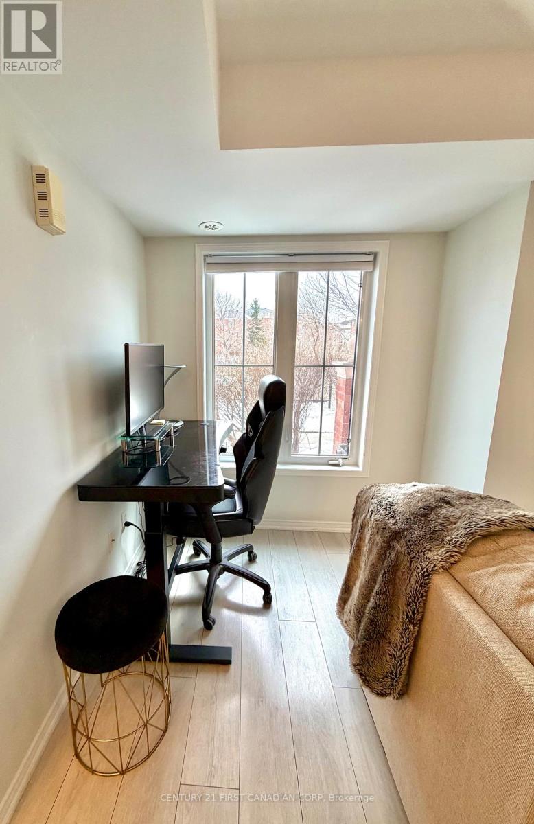 2 - 35 Hays Boulevard, Oakville, Ontario  L6H 0J1 - Photo 8 - W13824796