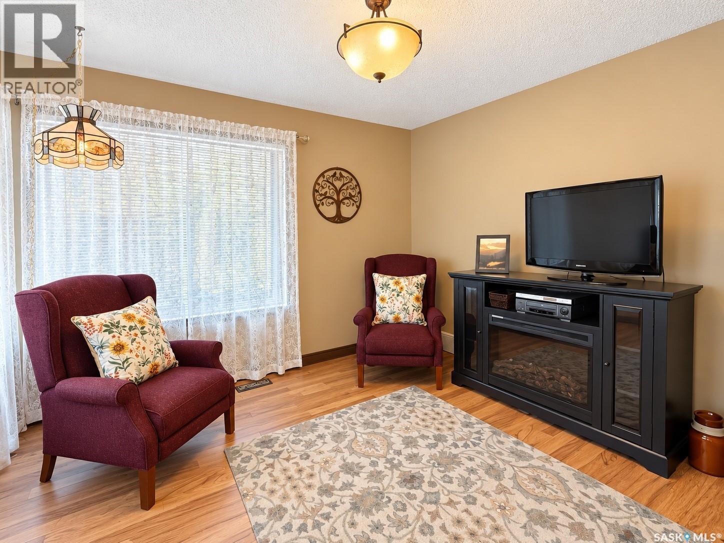 21 Wilfred Street, Grand Coulee, Saskatchewan  S4M 0A3 - Photo 6 - SK049405
