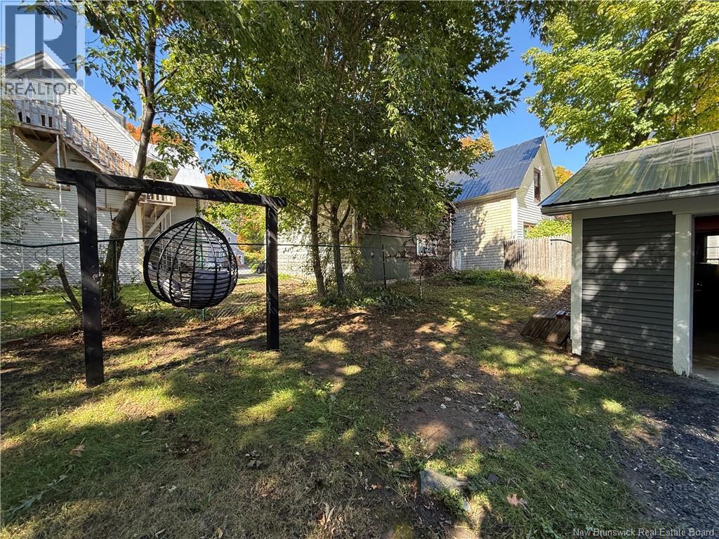 126 Broadway Street photo 45
