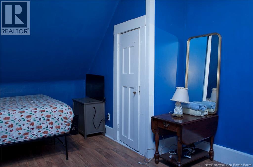 126 Broadway Street photo 41