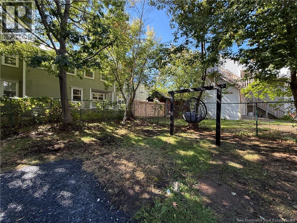 126 Broadway Street photo 46