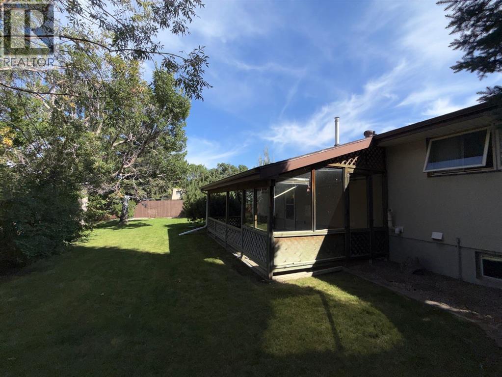 25 Nevada Place W photo 6