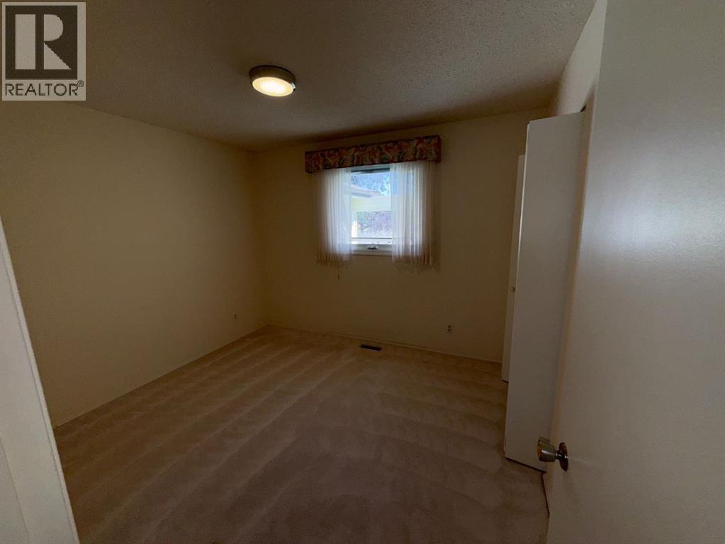 25 Nevada Place W photo 15