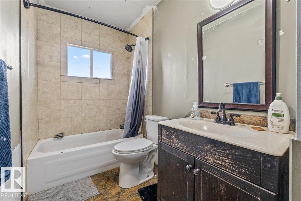 10304 162 ST NW
