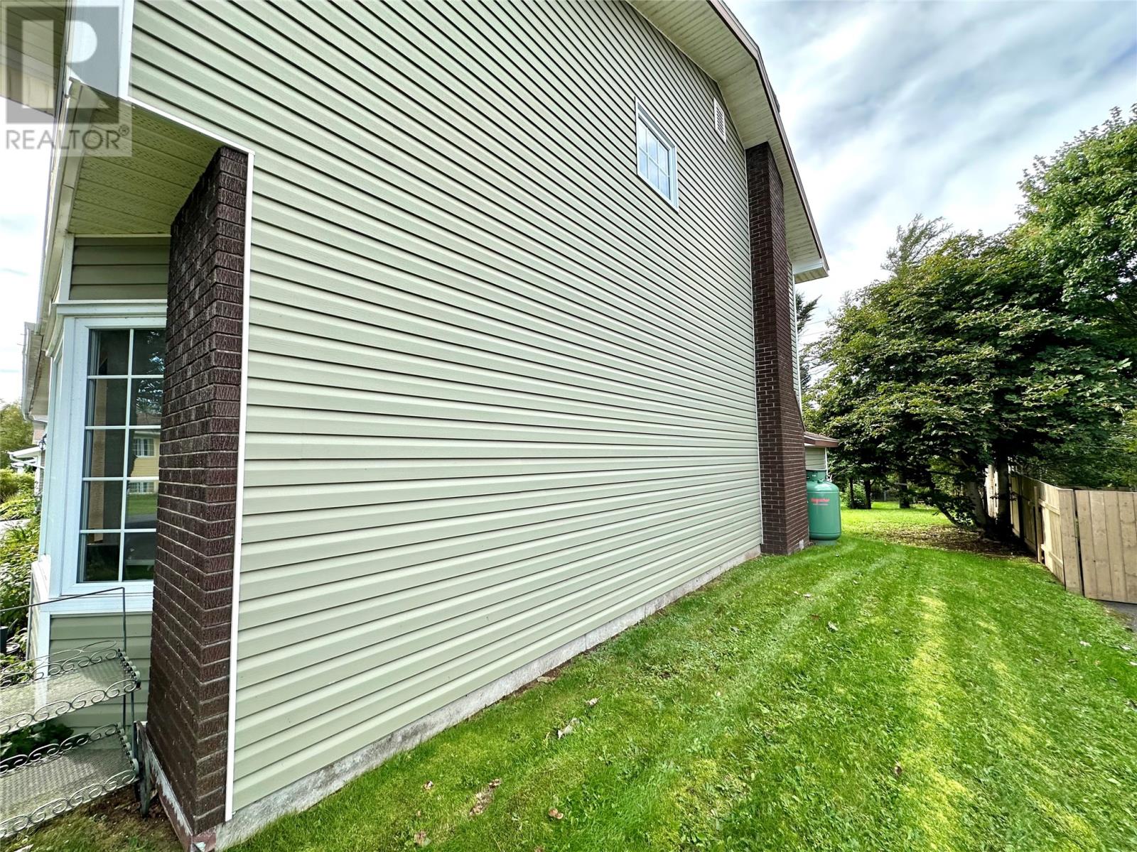 21 Sheppard Street, Grand Falls-Windsor, Newfoundland & Labrador  A2A 2S1 - Photo 8 - 1303612