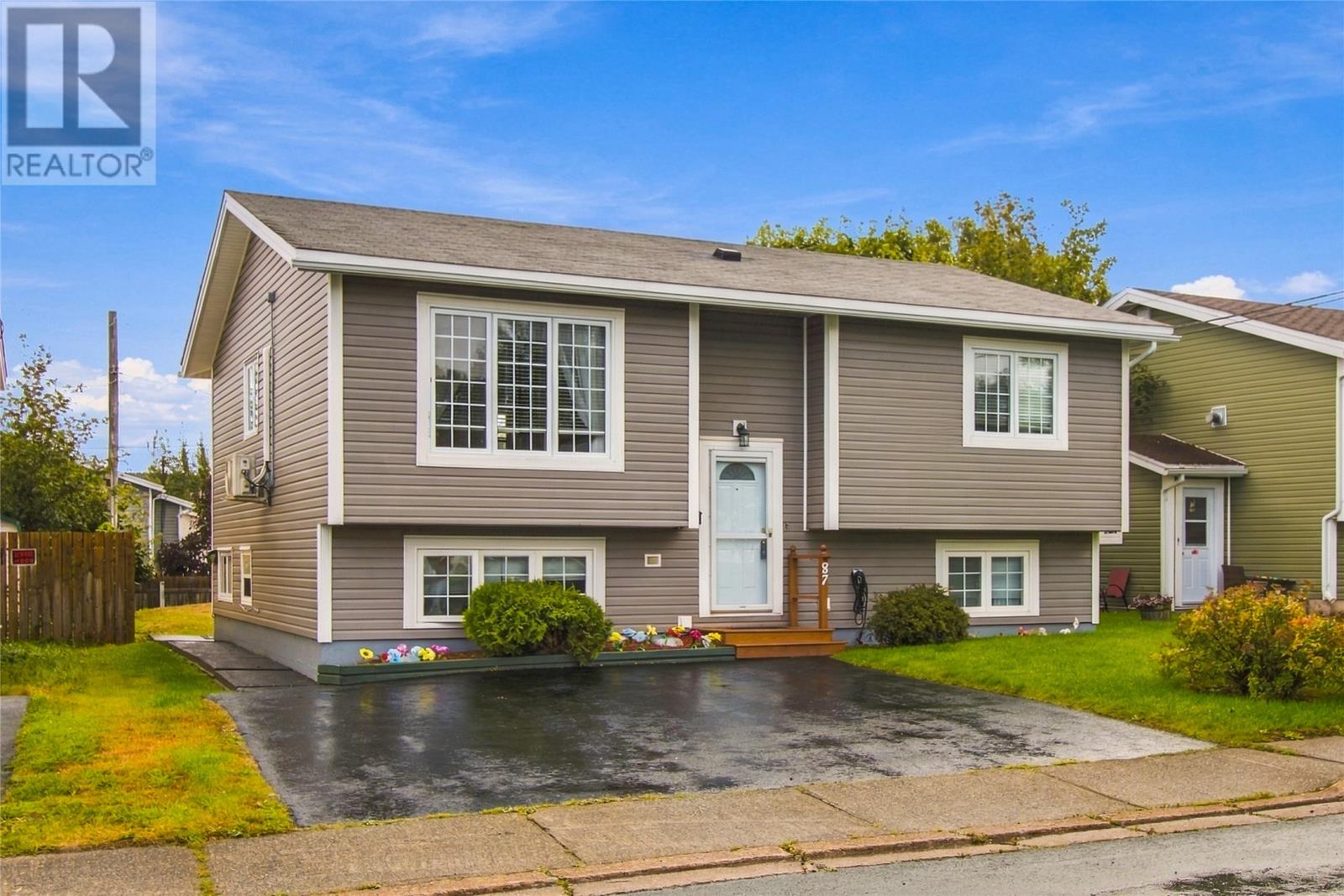 87 Guzzwell Drive, St. John's, Newfoundland & Labrador  A1A 4M6 - Photo 2 - 1303454