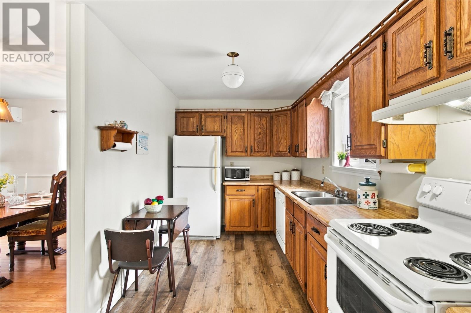 87 Guzzwell Drive, St. John's, Newfoundland & Labrador  A1A 4M6 - Photo 8 - 1303454