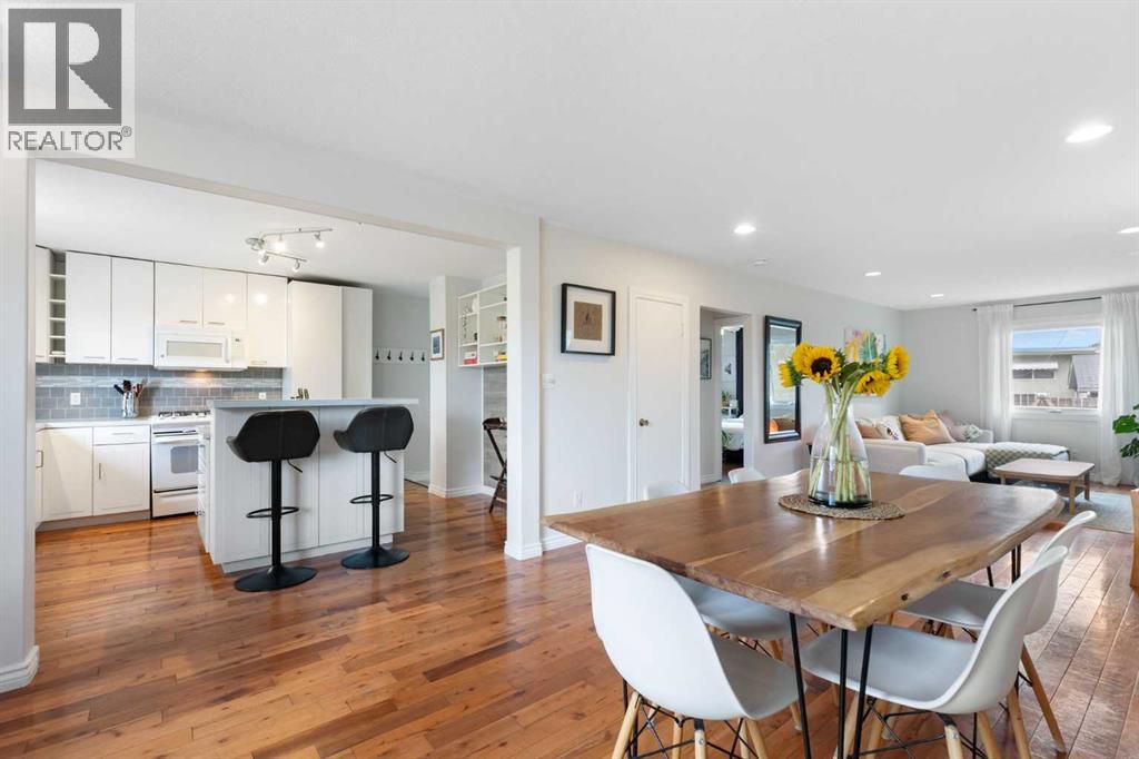 3708 66 Street NW photo 2