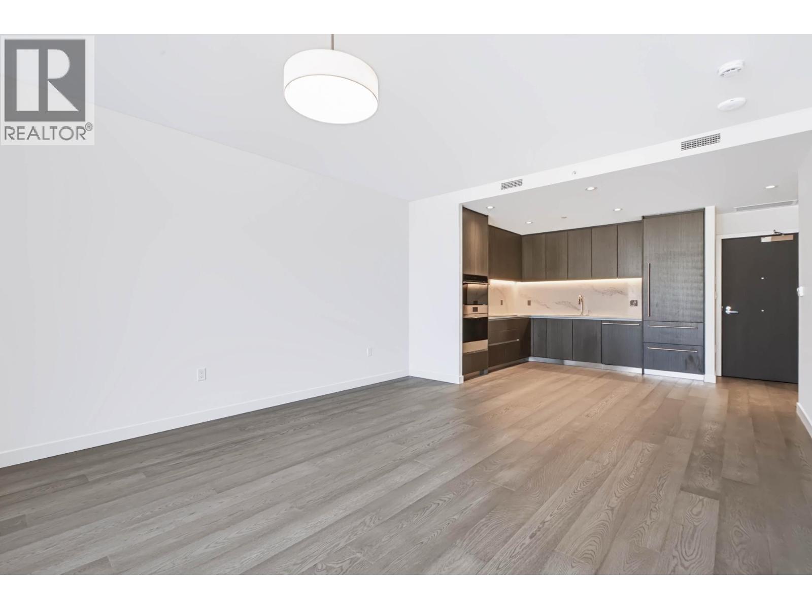 704 777 Harbour Way, Vancouver, British Columbia  V7P 0G2 - Photo 6 - R3169067