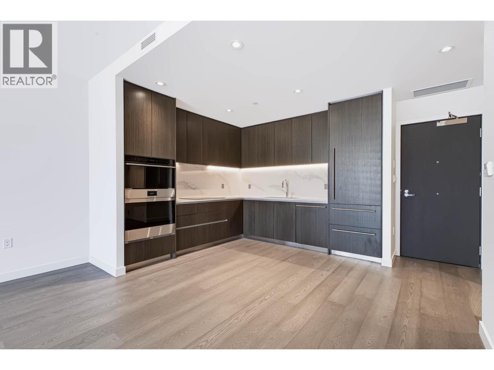 704 777 Harbour Way, Vancouver, British Columbia  V7P 0G2 - Photo 9 - R3169067