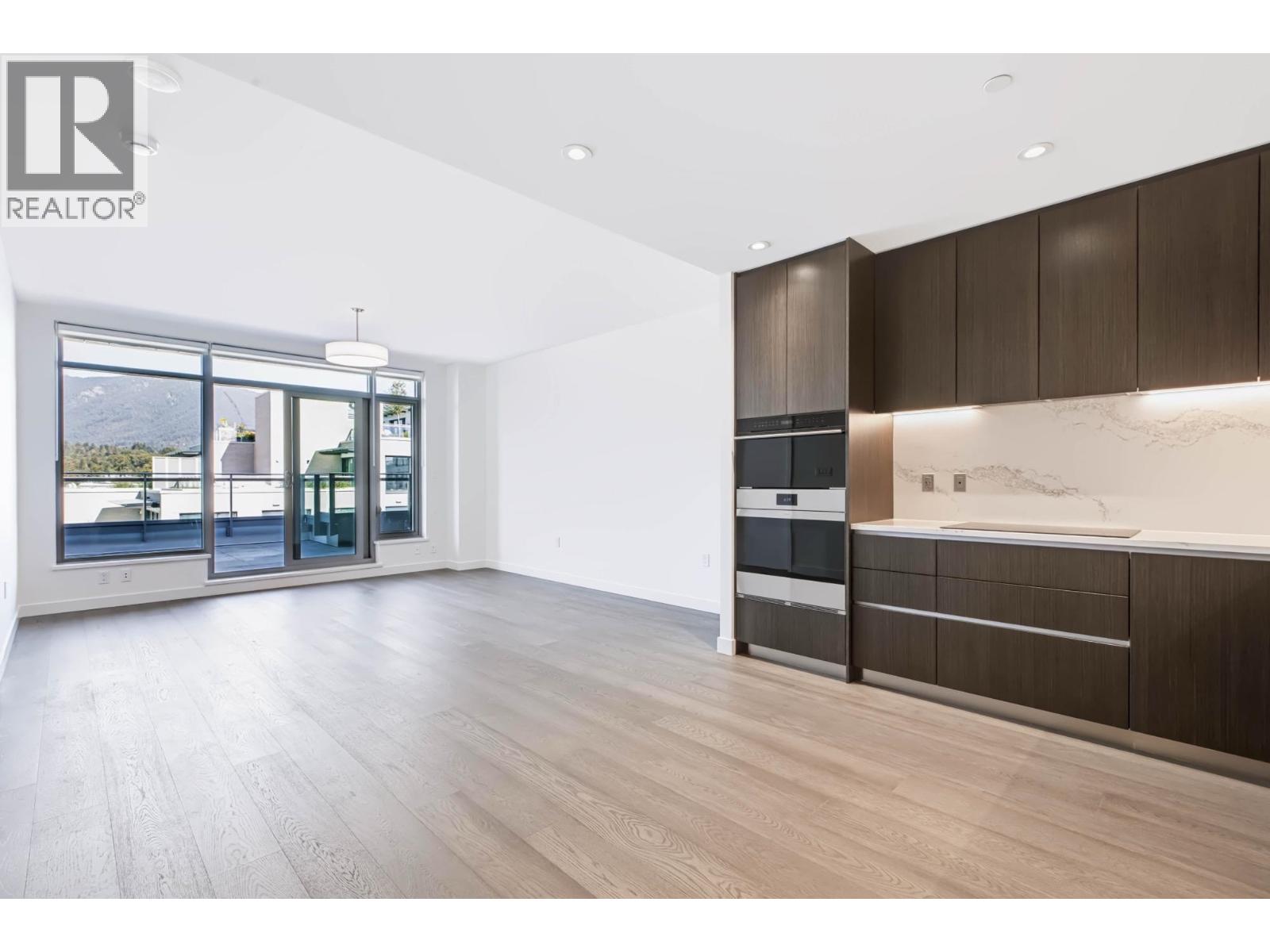 704 777 Harbour Way, Vancouver, British Columbia  V7P 0G2 - Photo 8 - R3169067