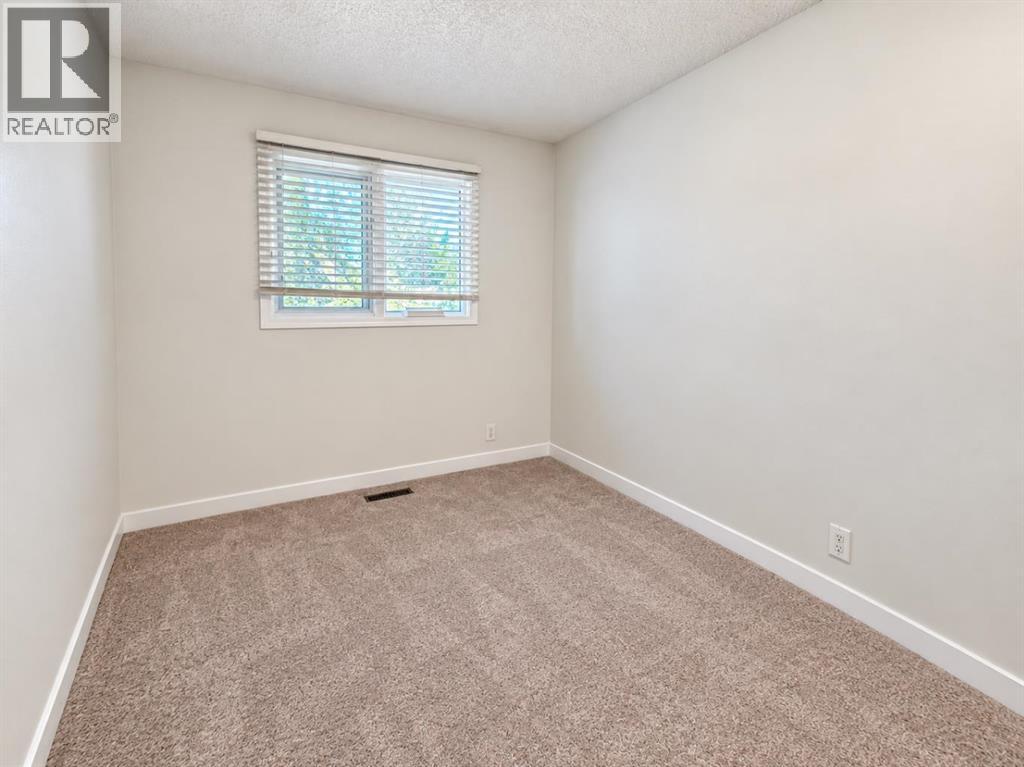5230 Whitestone Road NE, Calgary, Alberta  T1Y 1T6 - Photo 7 - A2347481