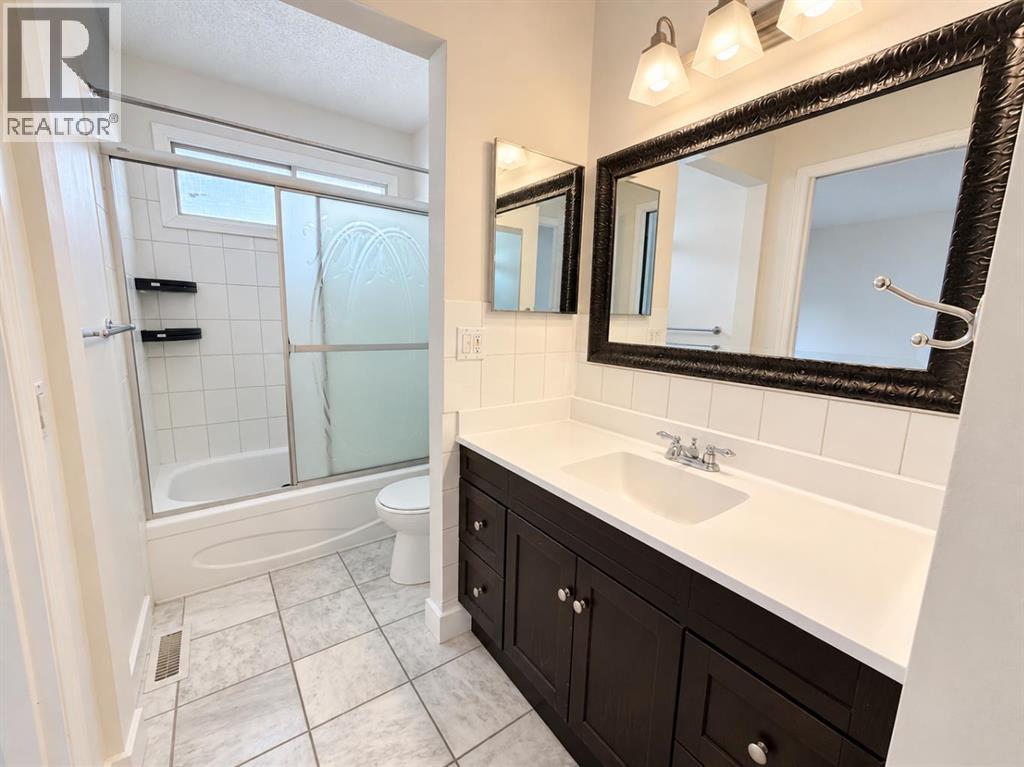 5230 Whitestone Road NE, Calgary, Alberta  T1Y 1T6 - Photo 8 - A2347481