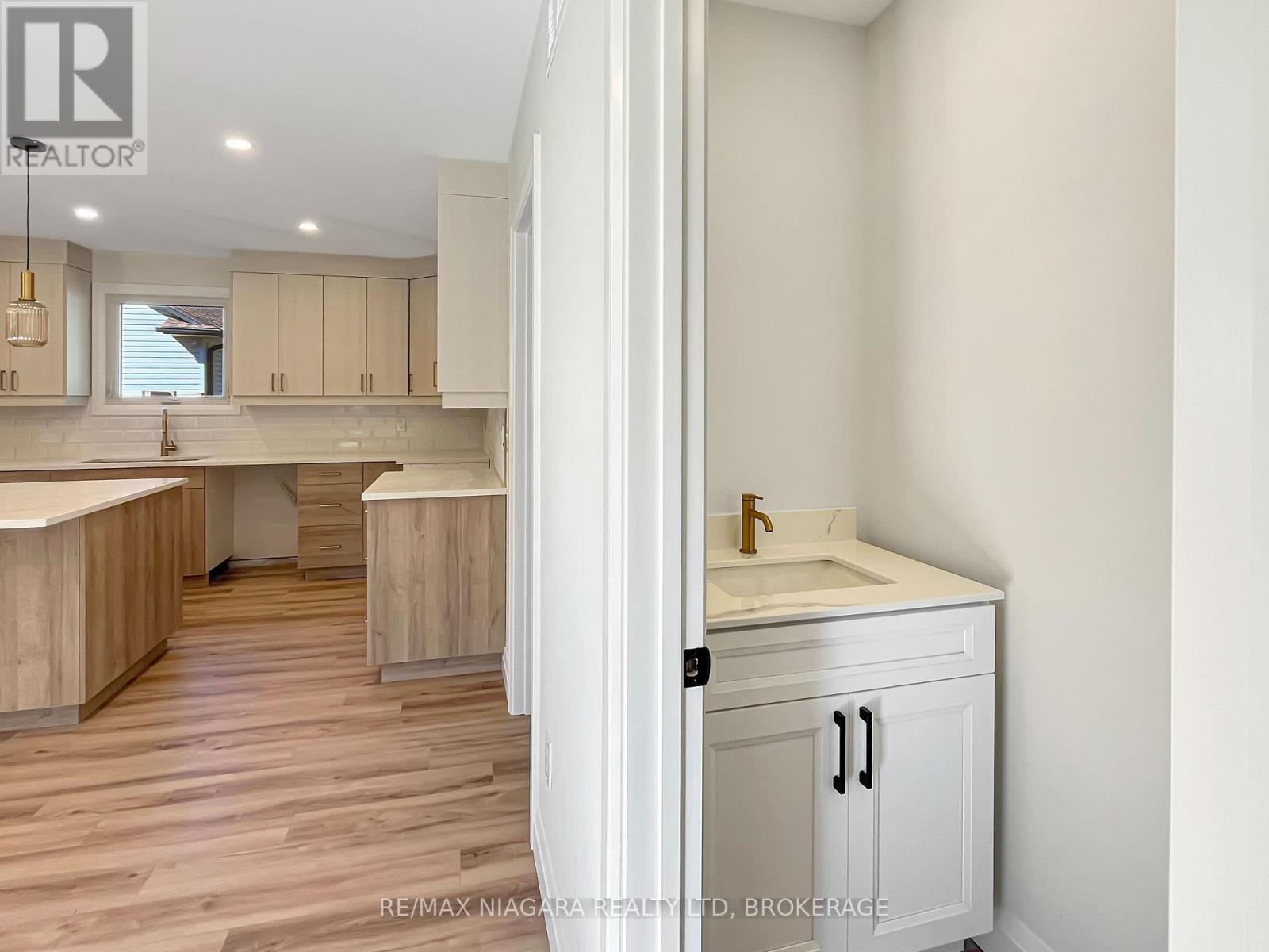 3042 Bethune Avenue, Fort Erie, Ontario  L0S 1N0 - Photo 9 - X13824710