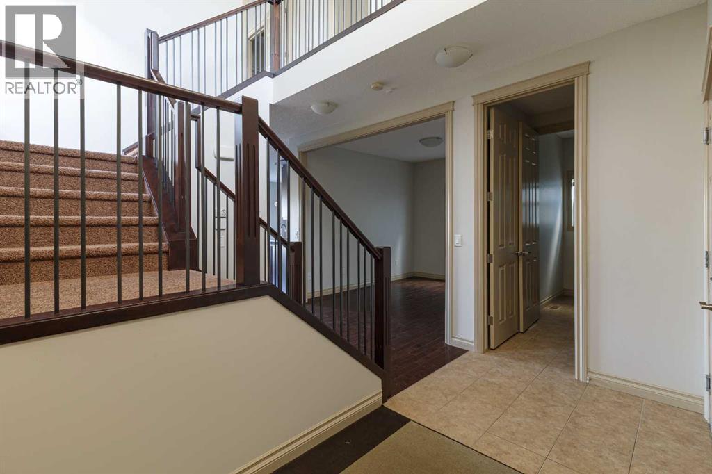 200 Evansborough Way NW, Calgary, Alberta  T3P 0N9 - Photo 4 - A2347879