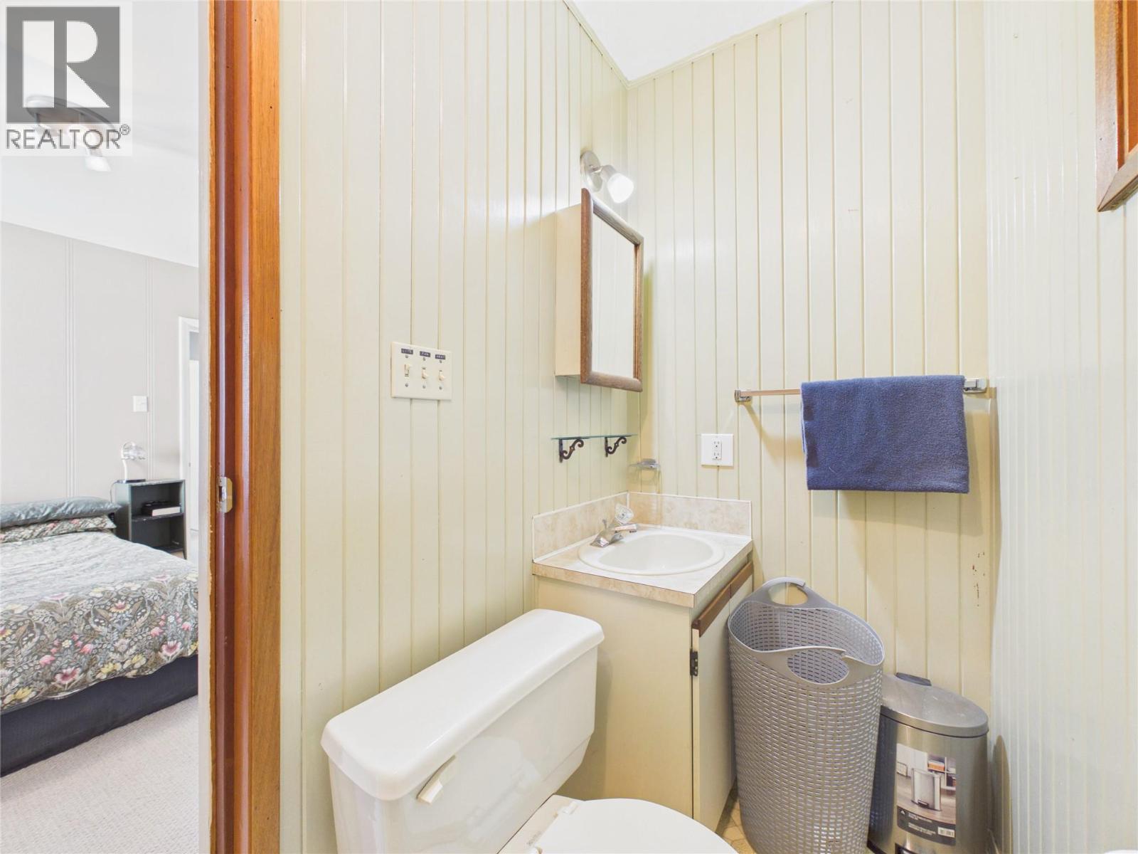 325 13th Avenue S, Cranbrook, British Columbia V1C 2W1 - Photo 24 - 10401716