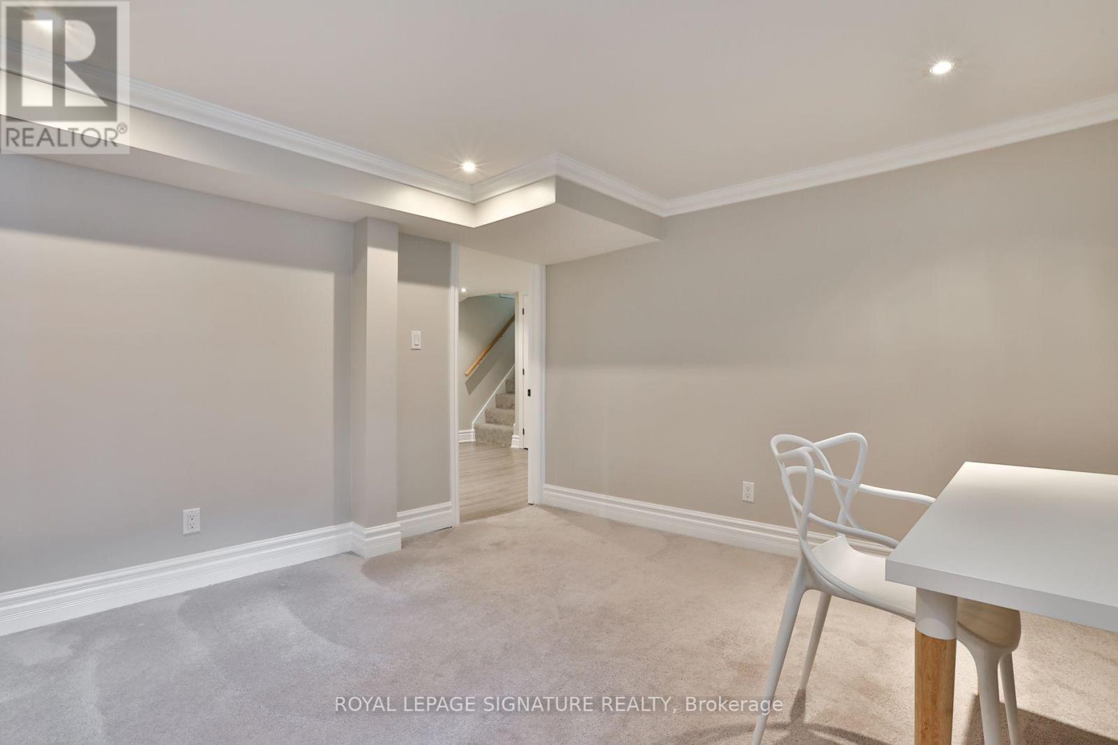 17 Flora Drive, Toronto, Ontario  M1P 1A1 - Photo 34 - E13815776