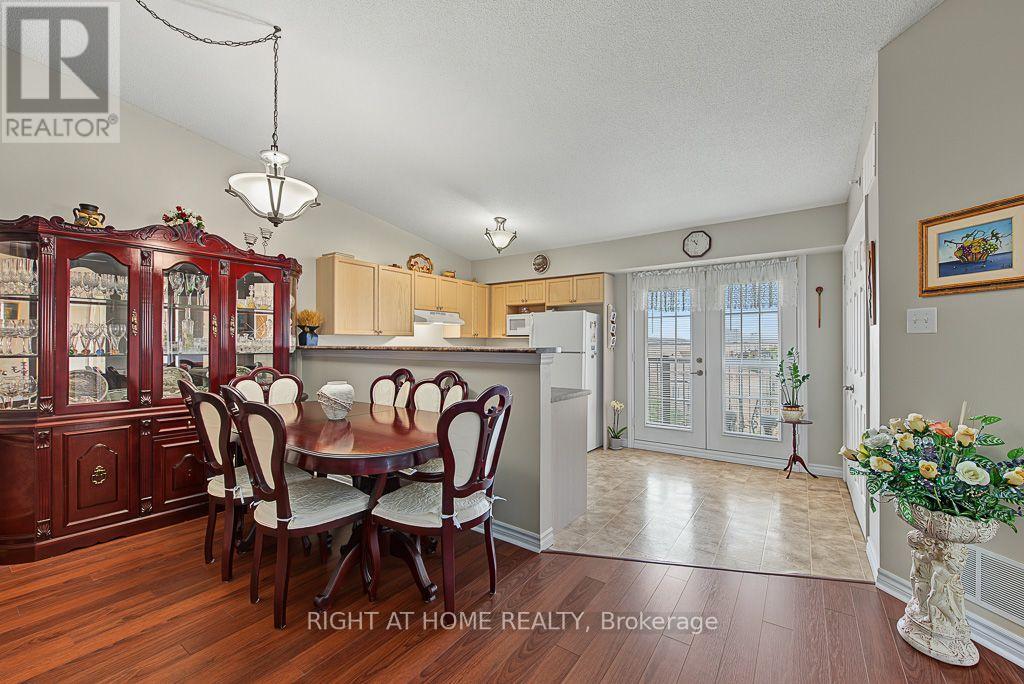 401 - 1487 Maple Avenue, Milton, Ontario  L6T 0B7 - Photo 10 - W13820572