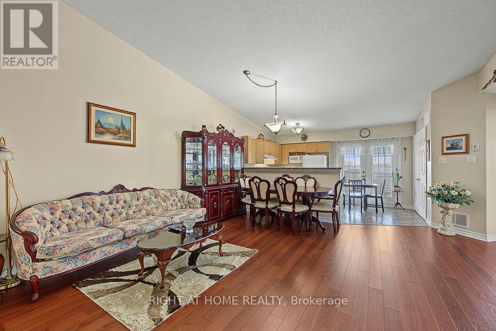 401 - 1487 Maple Avenue, Milton, Ontario  L6T 0B7 - Photo 8 - W13820572