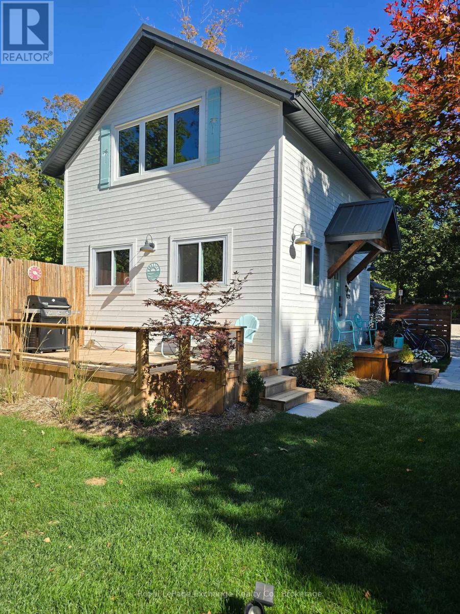 38a Shipley Avenue, Saugeen Shores, Ontario  N0H 2C5 - Photo 1 - X13824756