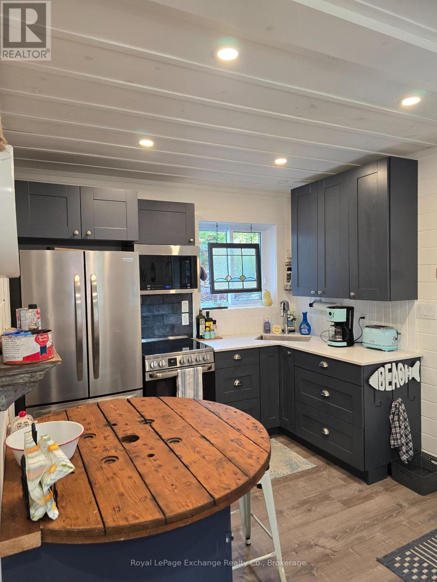 38a Shipley Avenue, Saugeen Shores, Ontario  N0H 2C5 - Photo 8 - X13824756