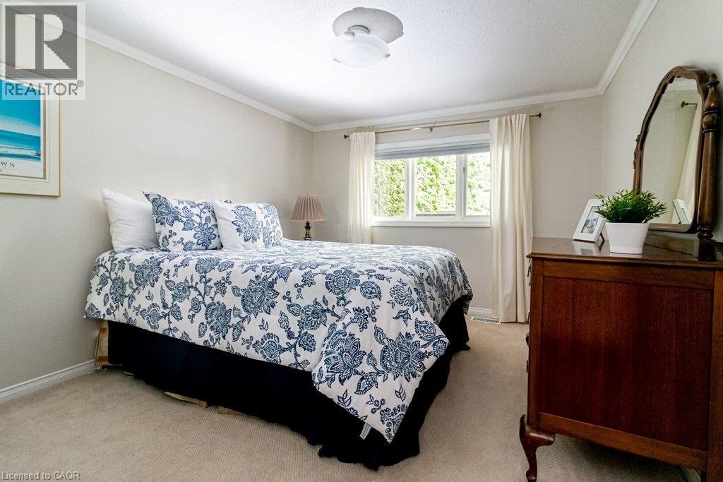 89 Little John Road, Dundas, Ontario  L9H 4H2 - Photo 36 - 40865071