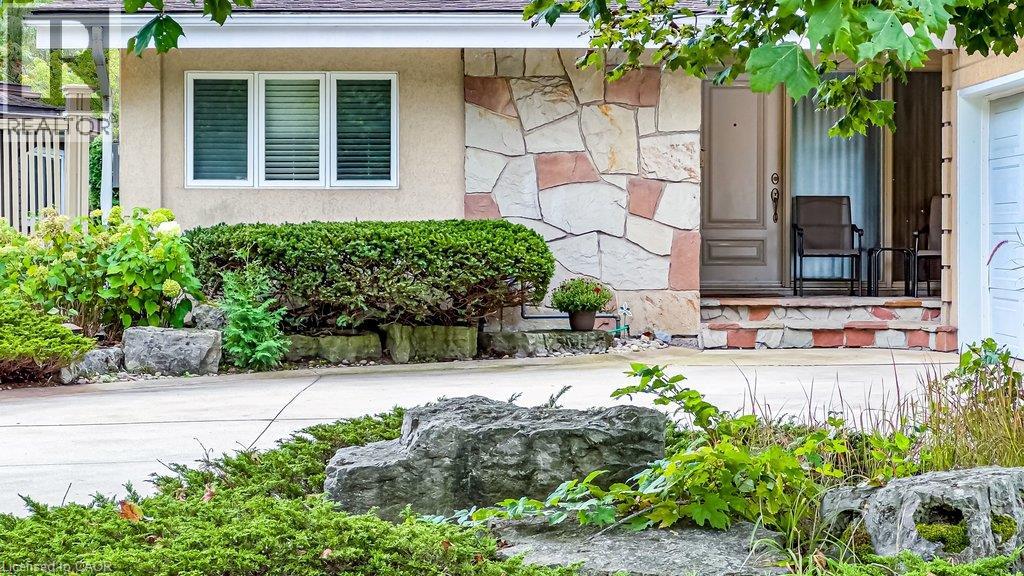 89 Little John Road, Dundas, Ontario  L9H 4H2 - Photo 5 - 40865071