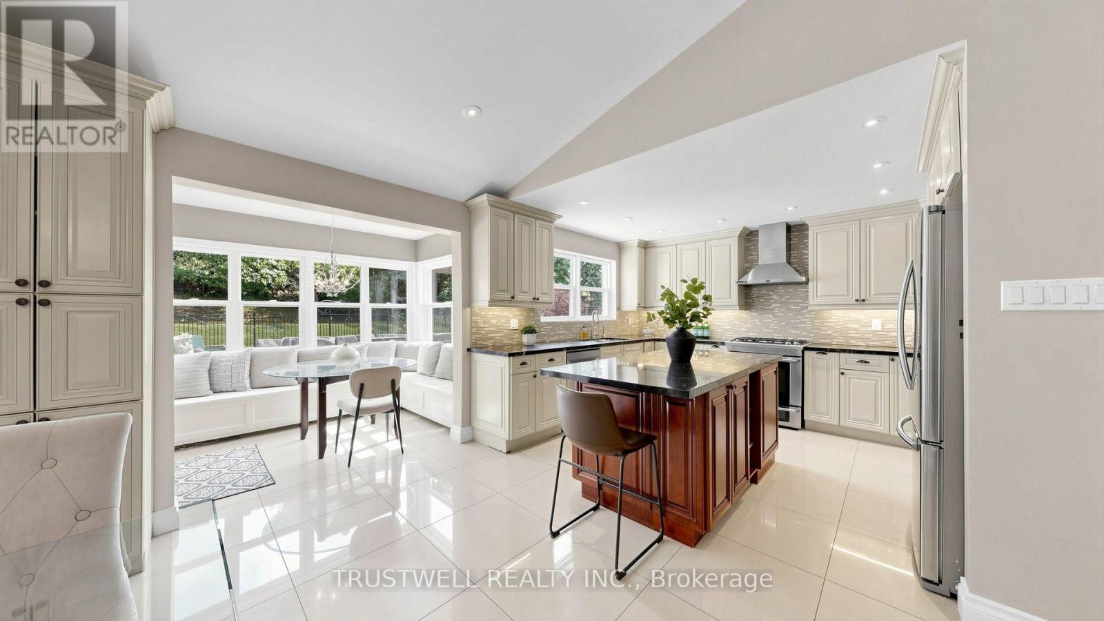 23 Shawfield Crescent, Toronto, Ontario  M3A 1R9 - Photo 11 - C13824716