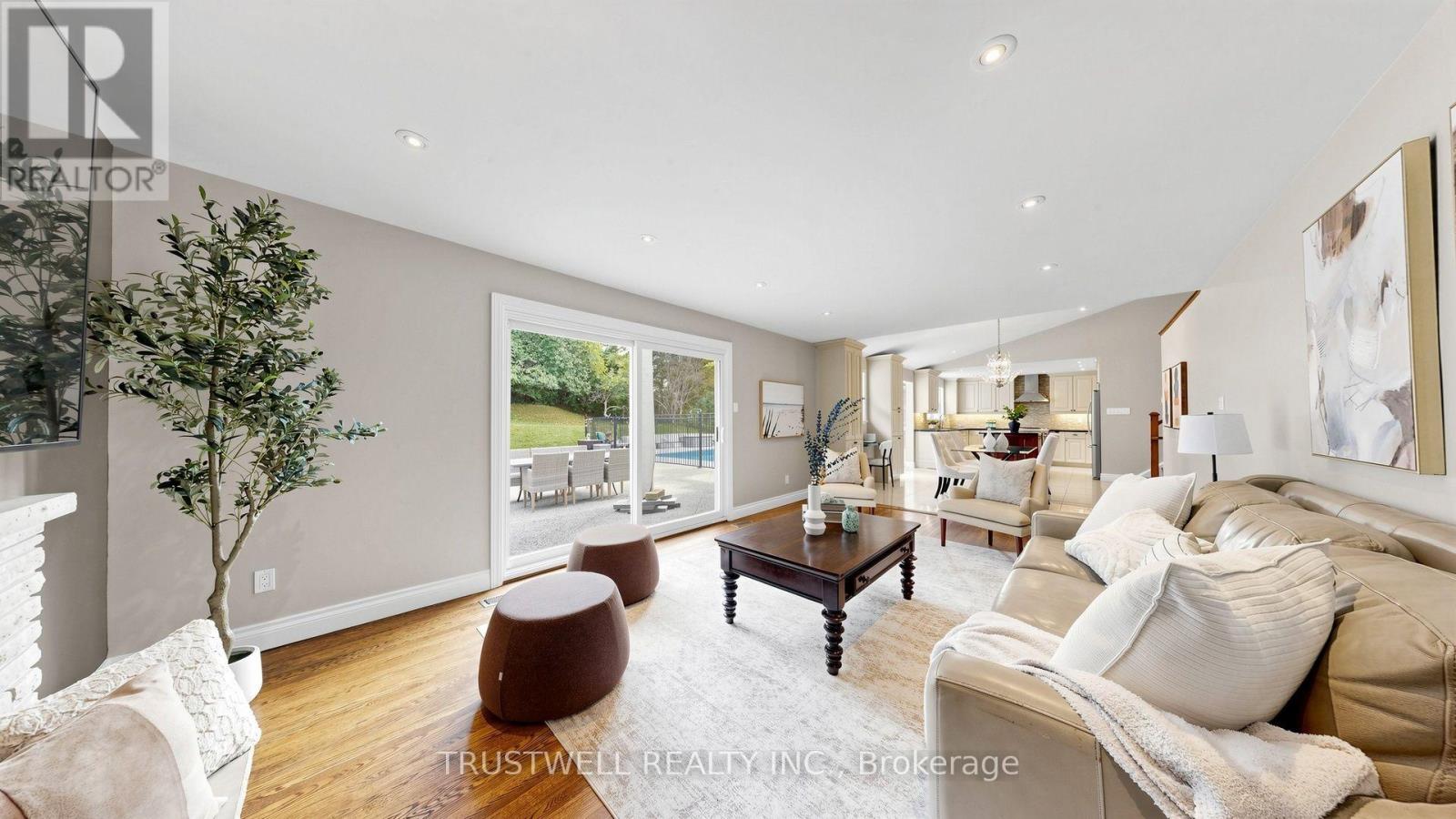 23 Shawfield Crescent, Toronto, Ontario  M3A 1R9 - Photo 7 - C13824716