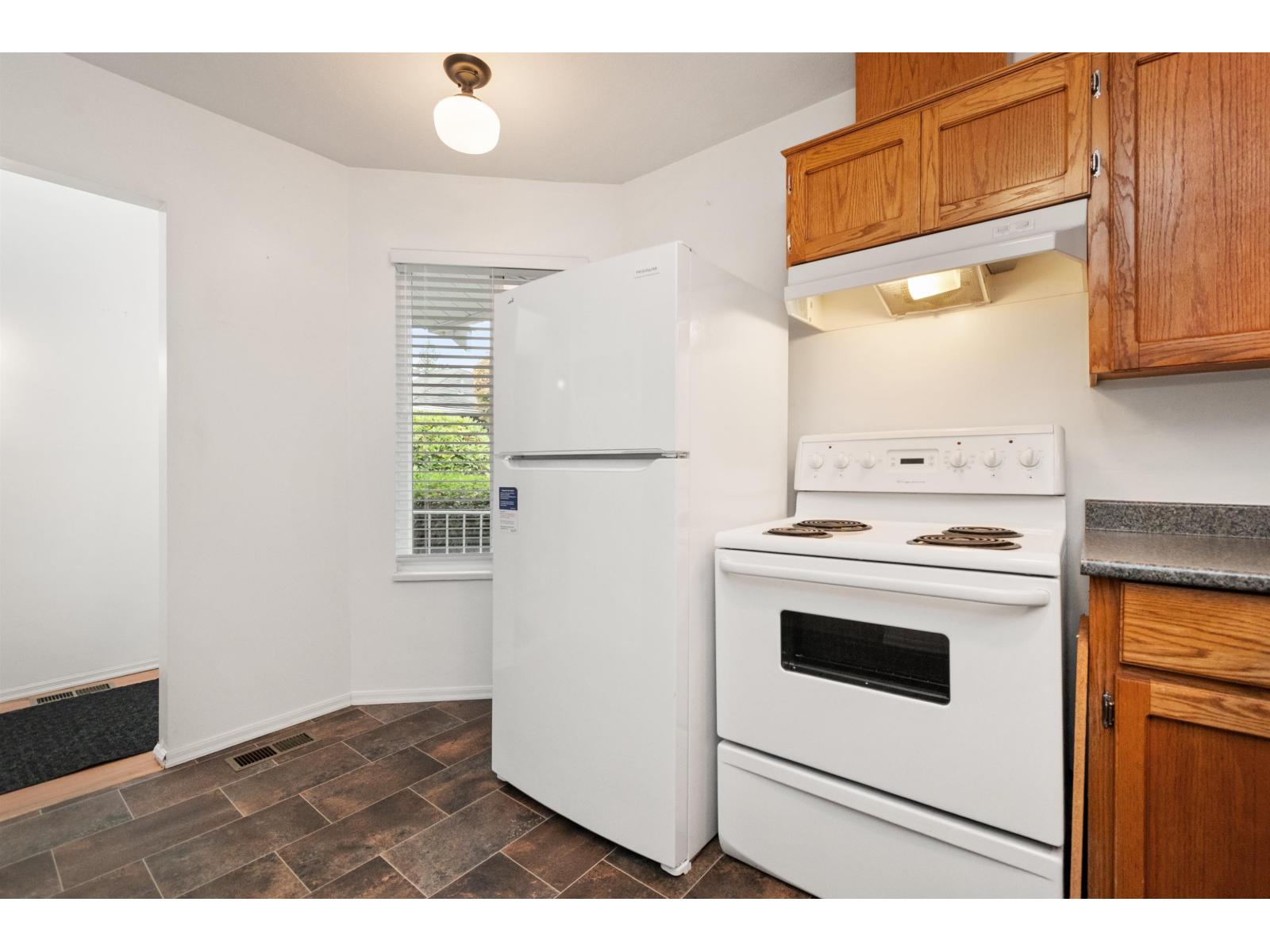 28 2989 Trafalgar Street, Abbotsford, British Columbia  V2S 7X9 - Photo 12 - R3168897
