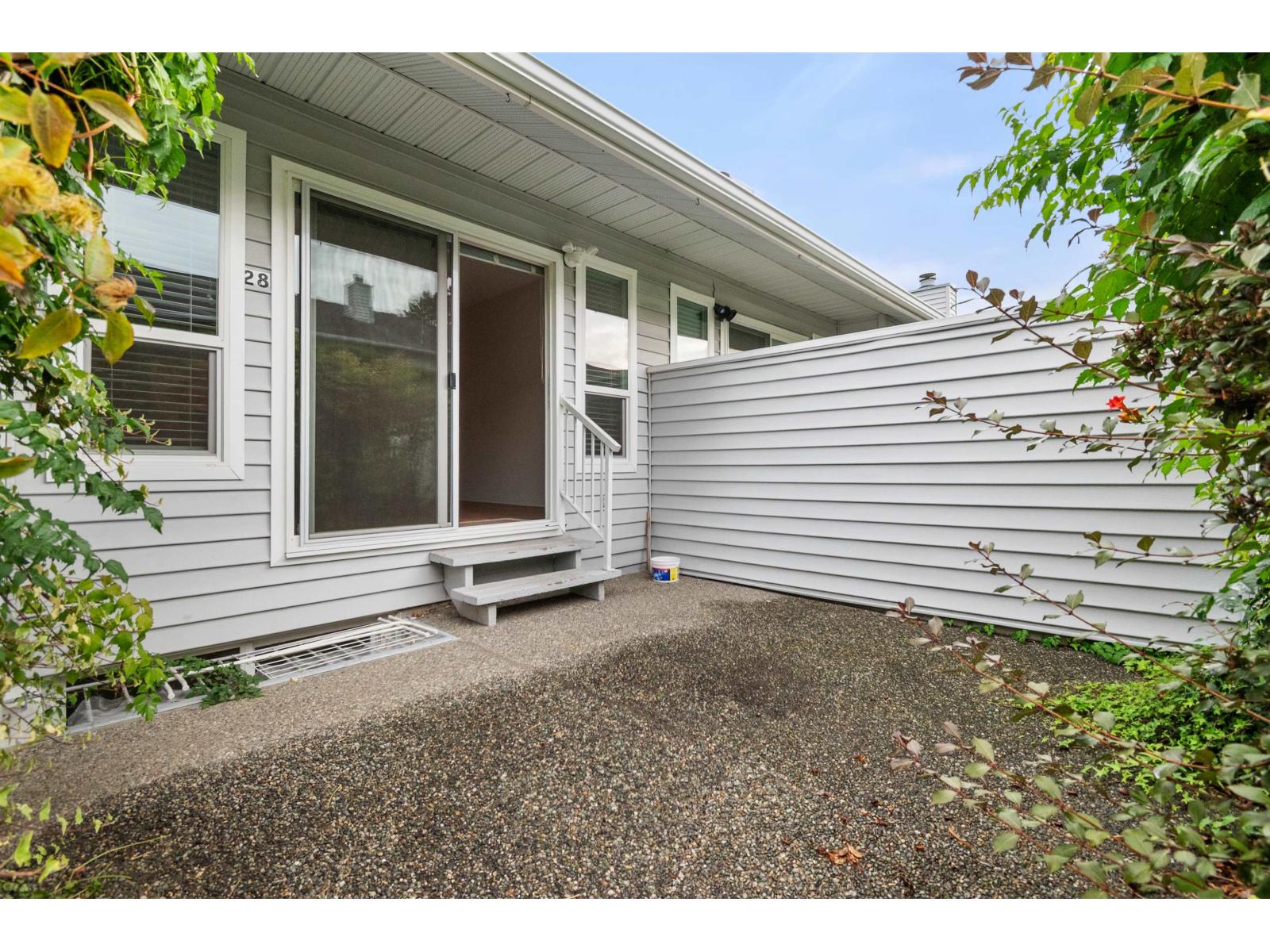 28 2989 Trafalgar Street, Abbotsford, British Columbia  V2S 7X9 - Photo 6 - R3168897