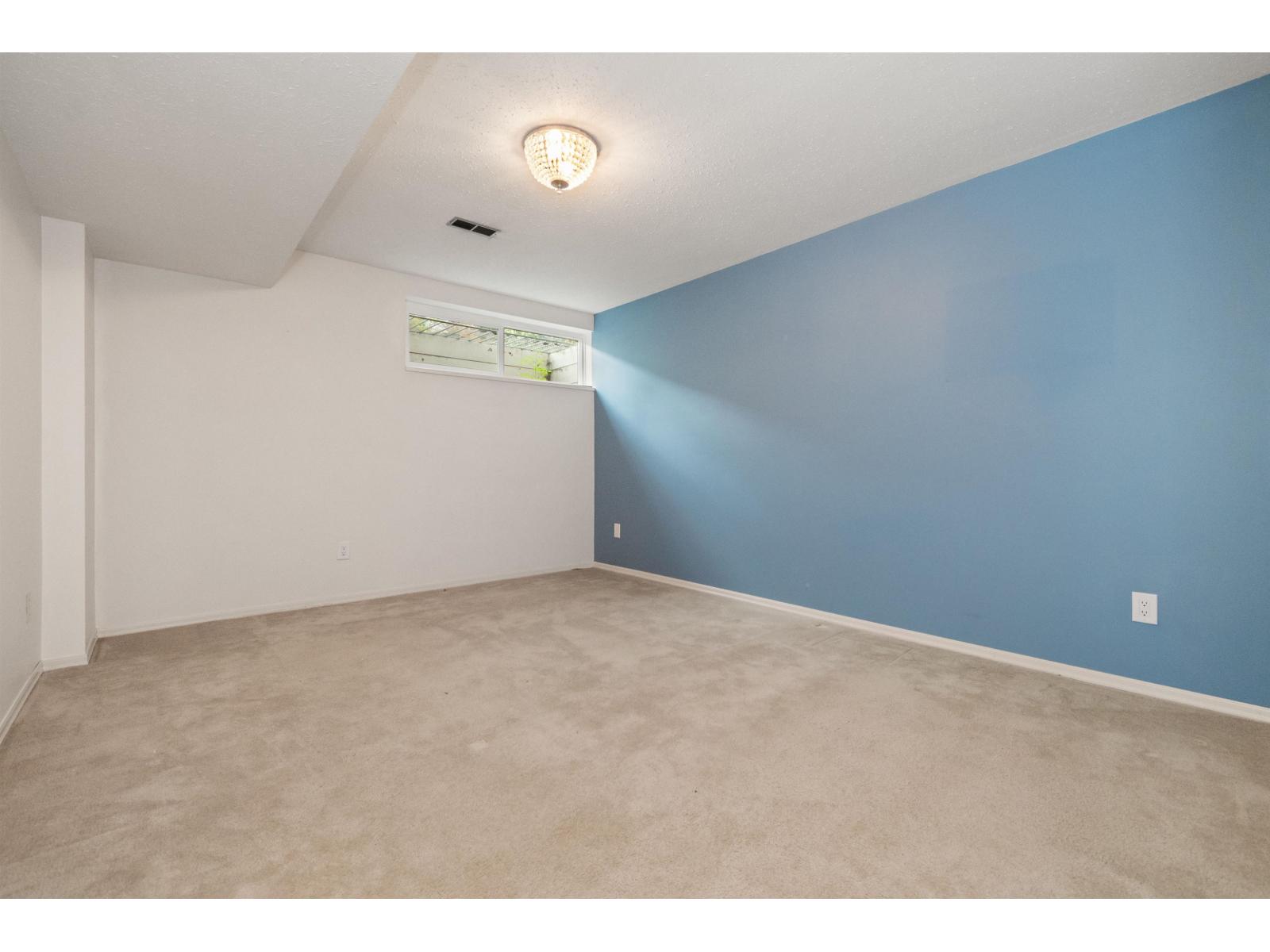 28 2989 Trafalgar Street, Abbotsford, British Columbia  V2S 7X9 - Photo 24 - R3168897