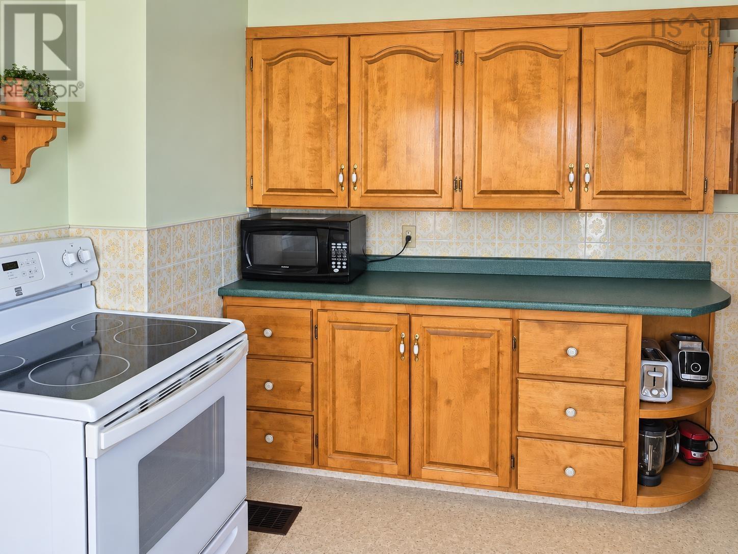 41 Port Bickerton Village Road, Port Bickerton, Nova Scotia  B0J 1A0 - Photo 7 - 202624271