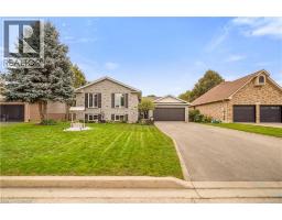 26 MACPHERSON Drive, Paris, Ontario